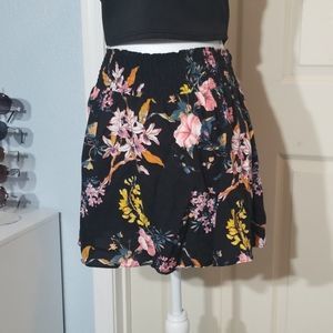 Divided Elastic waist floral mini skirt